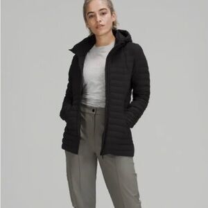 Lululemon Pack It Down Jacket. NWT. Black. Size 4